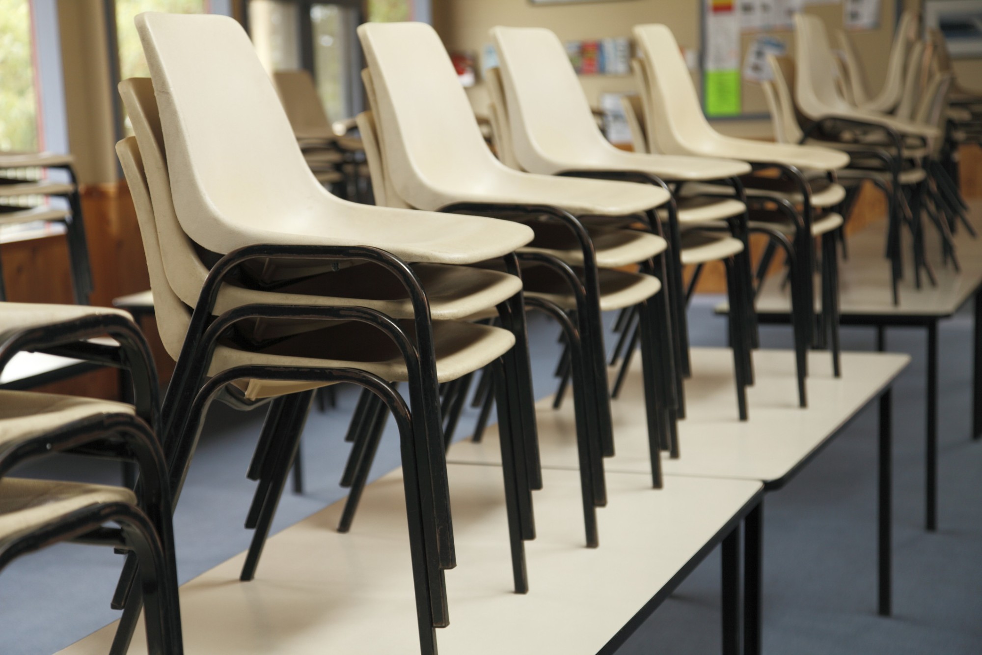 Como organizar a escola durante o período de férias dos alunos?