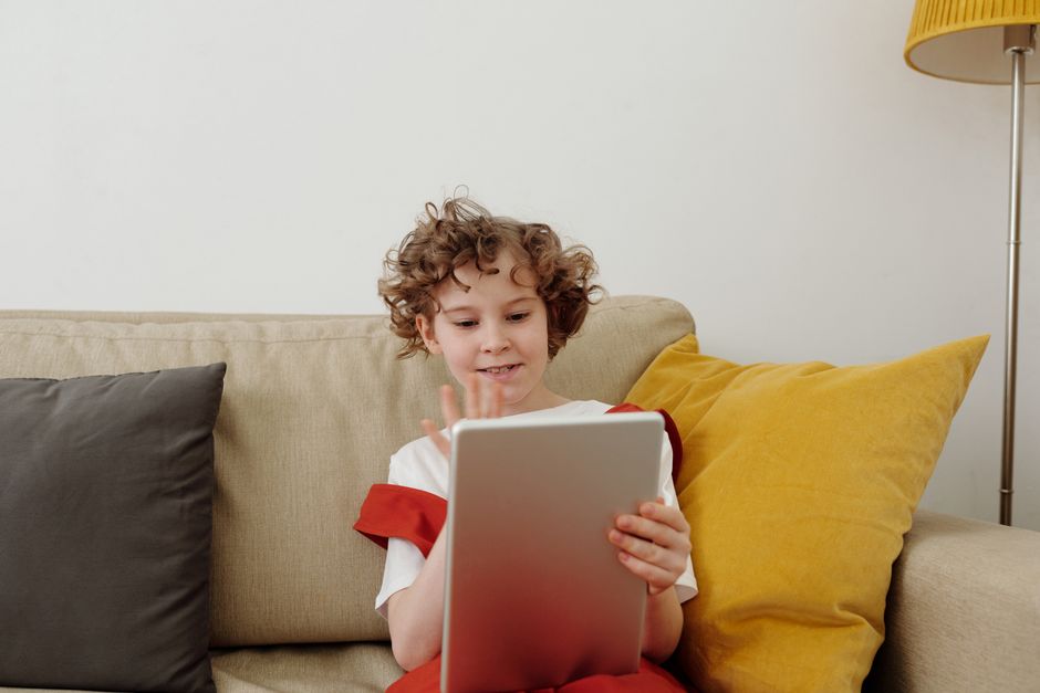 Como o Aplicativo Smart Aluno Revoluciona a Comunicação Escolar Integrada: Funcionalidades, Cases e Benefícios